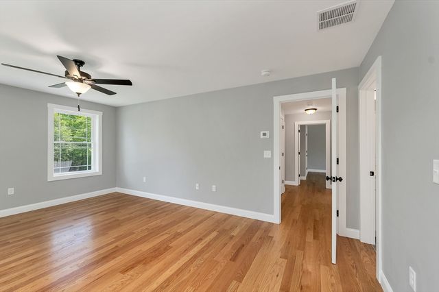 15 Bald Hill Rd, Raymond, NH 03077