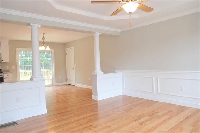 15 Bald Hill Rd, Raymond, NH 03077