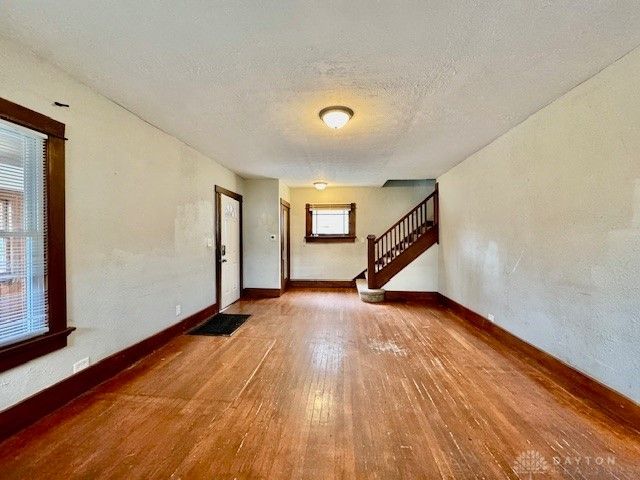 200 E Siebenthaler Avenue, Dayton, OH 45405