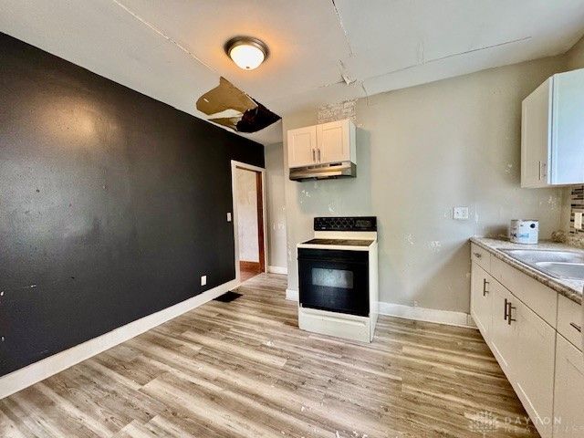 200 E Siebenthaler Avenue, Dayton, OH 45405