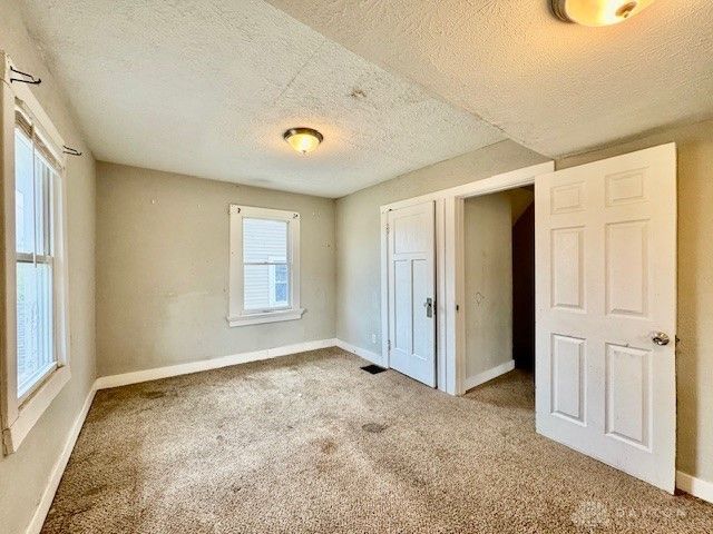 200 E Siebenthaler Avenue, Dayton, OH 45405