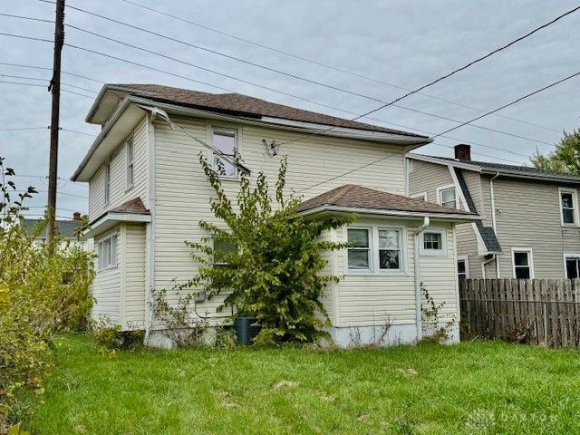 200 E Siebenthaler Avenue, Dayton, OH 45405