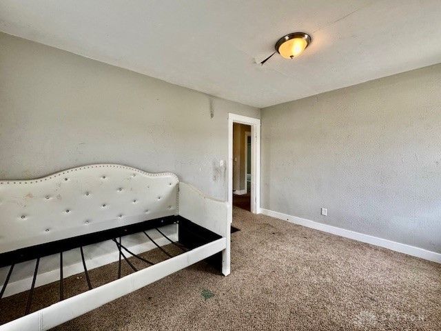 200 E Siebenthaler Avenue, Dayton, OH 45405