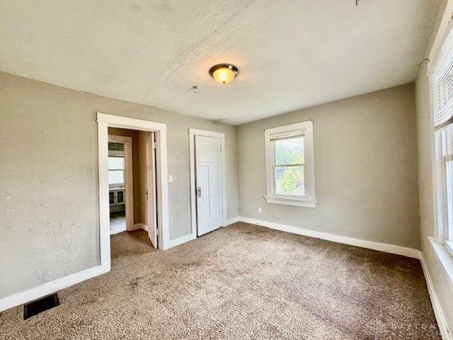 200 E Siebenthaler Avenue, Dayton, OH 45405