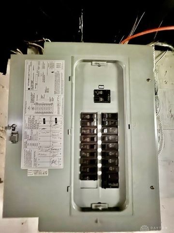 200 E Siebenthaler Avenue, Dayton, OH 45405