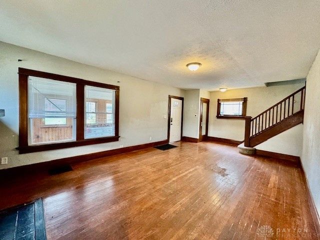 200 E Siebenthaler Avenue, Dayton, OH 45405