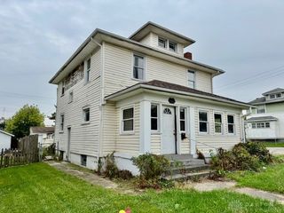200 E Siebenthaler Avenue, Dayton, OH 45405