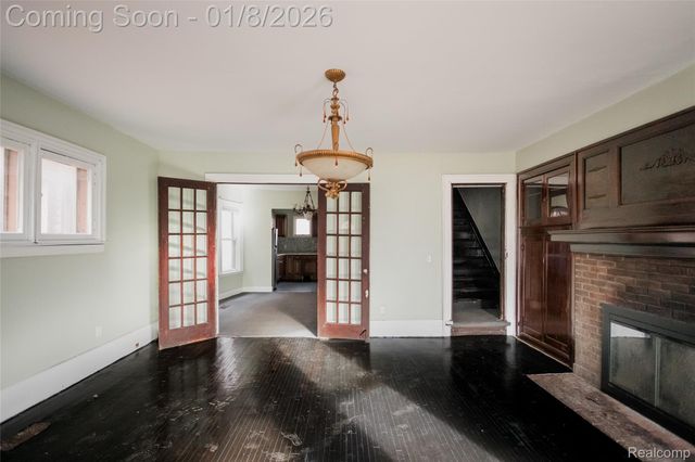 376 W Grand Boulevard, Detroit, MI 48216