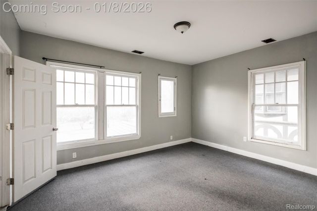 376 W Grand Boulevard, Detroit, MI 48216