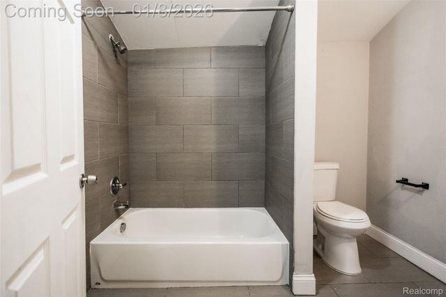 376 W Grand Boulevard, Detroit, MI 48216