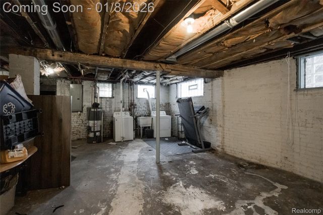 376 W Grand Boulevard, Detroit, MI 48216