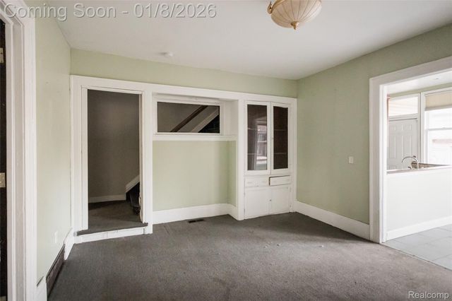 376 W Grand Boulevard, Detroit, MI 48216