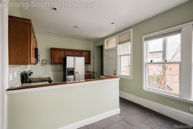 376 W Grand Boulevard, Detroit, MI 48216