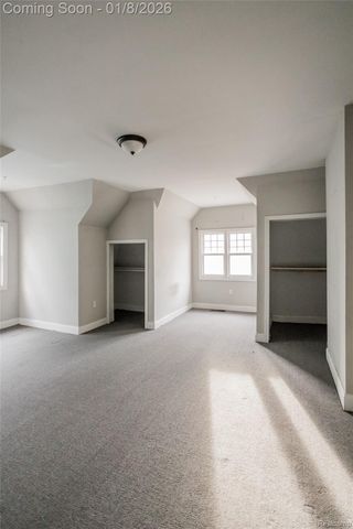 376 W Grand Boulevard, Detroit, MI 48216