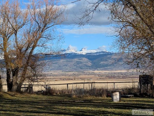 3235 S 5000 W, Driggs, ID 83422