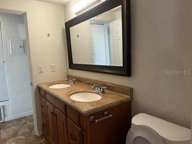 156 PINECREST DR, Sanford, FL 32773