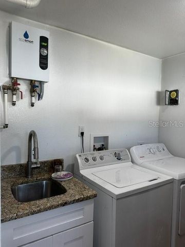 156 PINECREST DR, Sanford, FL 32773