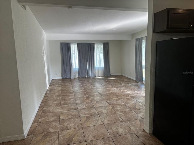 156 PINECREST DR, Sanford, FL 32773
