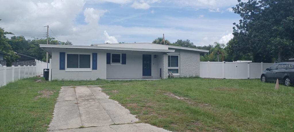 156 PINECREST DR, Sanford, FL 32773