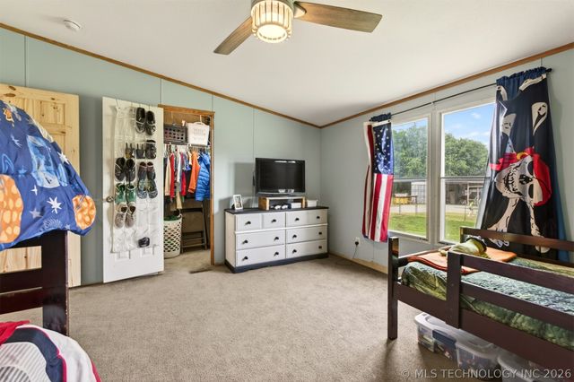 5860 W 573 Road, Chouteau, OK 74337