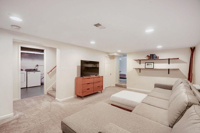 3705 Abbott Avenue N, Robbinsdale, MN 55422