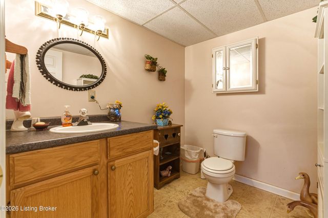 577 Winter Dr, Taylorsville, KY 40071