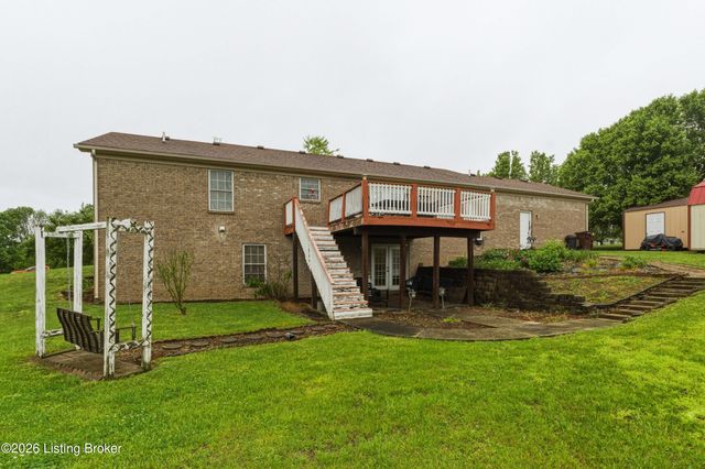 577 Winter Dr, Taylorsville, KY 40071
