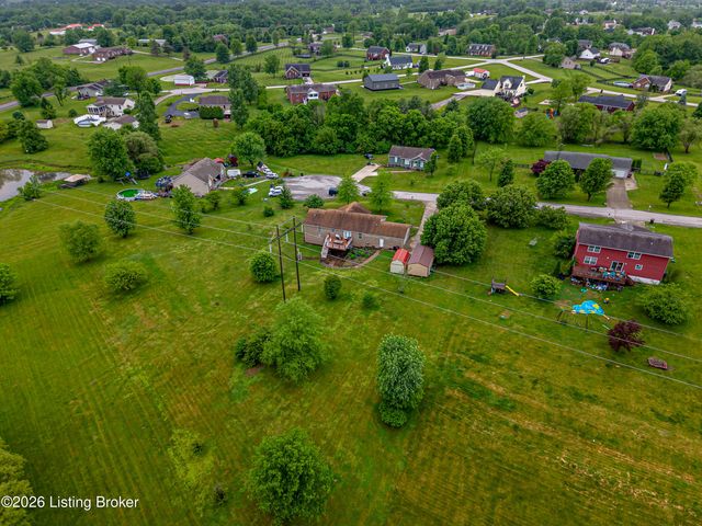 577 Winter Dr, Taylorsville, KY 40071