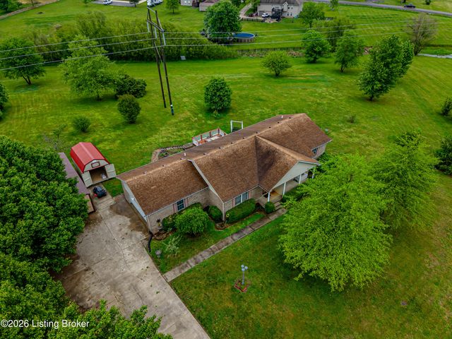 577 Winter Dr, Taylorsville, KY 40071