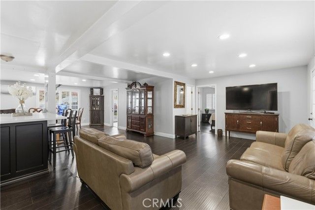 12232 Truesdale, Sun Valley (los Angeles), CA 91352