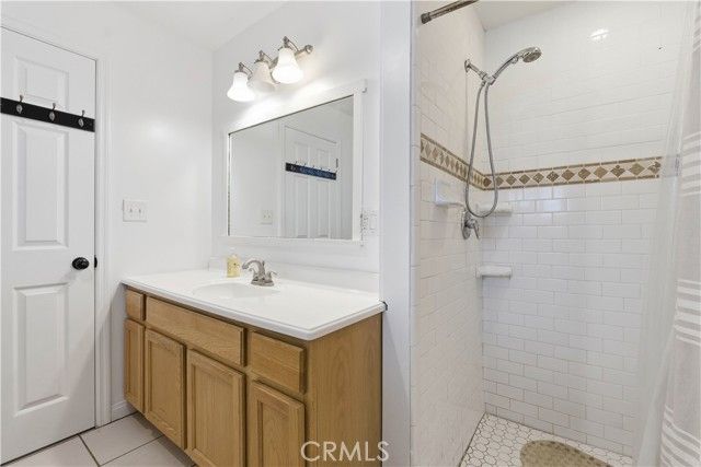 12232 Truesdale, Sun Valley (los Angeles), CA 91352