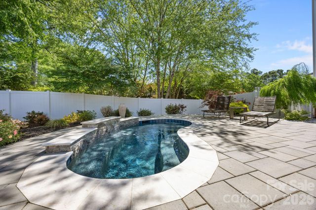 6727 Heritage Orchard Way, Huntersville, NC 28078