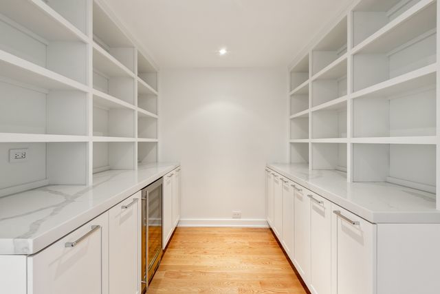 180 E Pearson Street 4706, Chicago, IL 60611