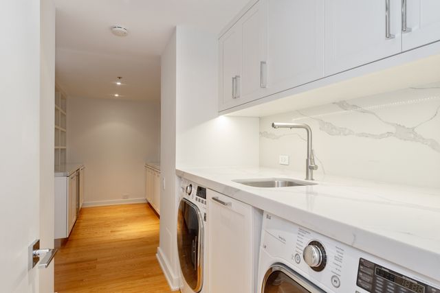180 E Pearson Street 4706, Chicago, IL 60611
