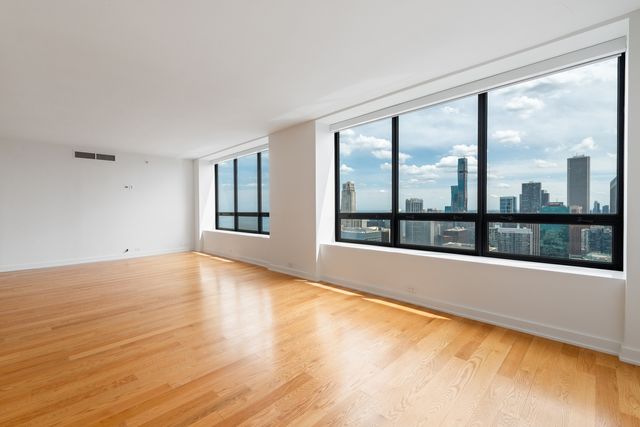 180 E Pearson Street 4706, Chicago, IL 60611