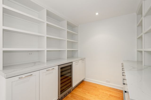 180 E Pearson Street 4706, Chicago, IL 60611