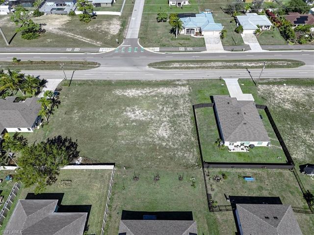2002 Kismet PKWY W, Cape Coral, FL 33993