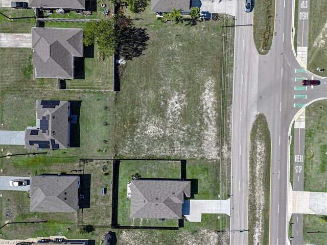 2002 Kismet PKWY W, Cape Coral, FL 33993