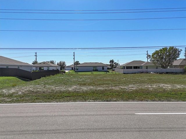 2002 Kismet PKWY W, Cape Coral, FL 33993