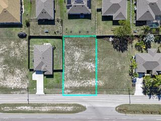 2002 Kismet PKWY W, Cape Coral, FL 33993
