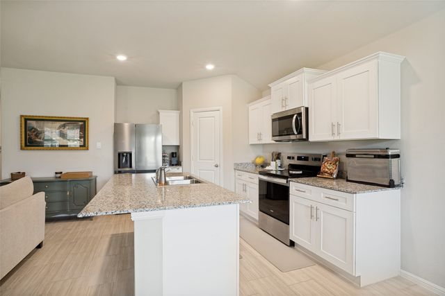 1336 Dillard Creek Drive, Fort Worth, TX 76247