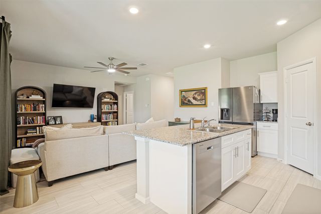 1336 Dillard Creek Drive, Fort Worth, TX 76247