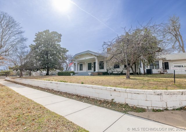 1320 S Wheeling Avenue, Tulsa, OK 74104