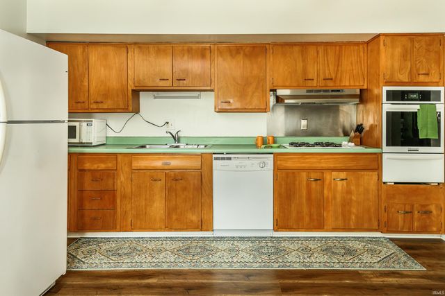 3910 E 10 Street, Bloomington, IN 47408