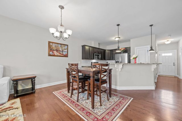 1808 Fox Den Way, Greenville, NC 27858