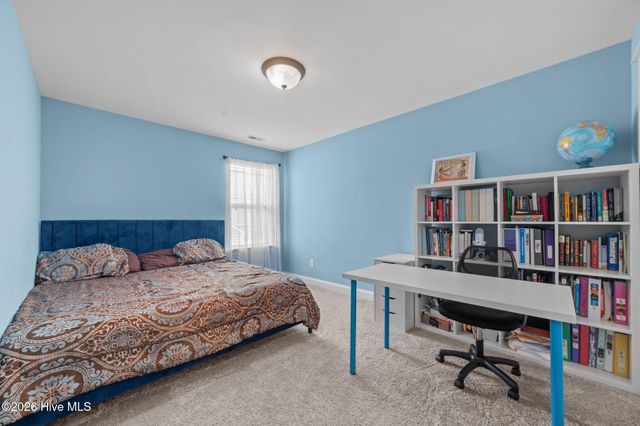 1808 Fox Den Way, Greenville, NC 27858