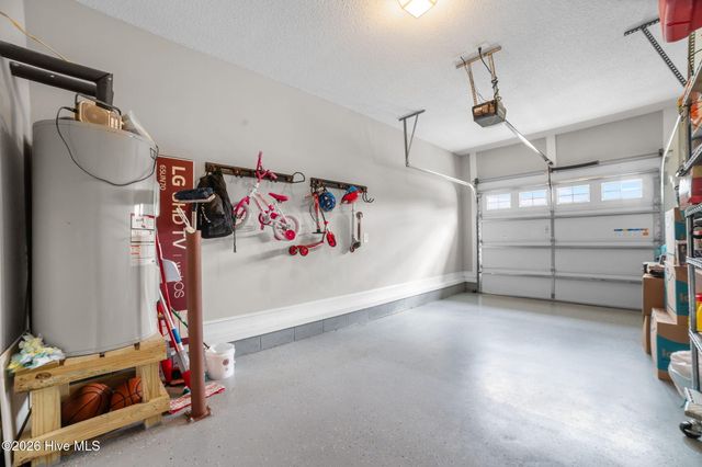 1808 Fox Den Way, Greenville, NC 27858