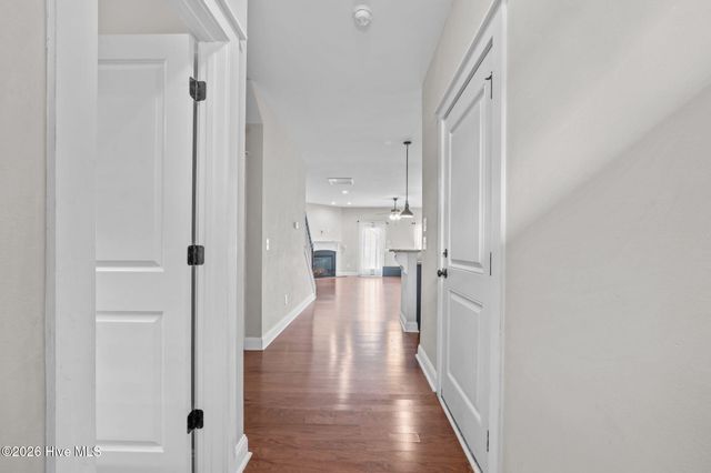 1808 Fox Den Way, Greenville, NC 27858