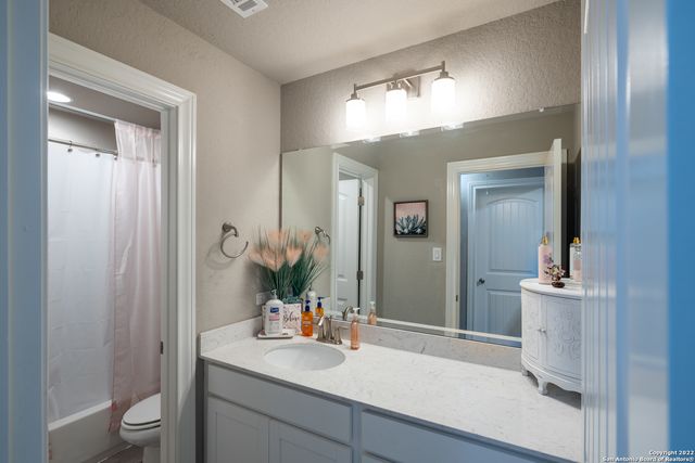 11711 Caitlin Ash, San Antonio, TX 78253