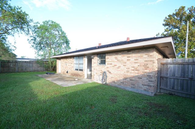 140 Marietta Place, Gray, LA 70359
